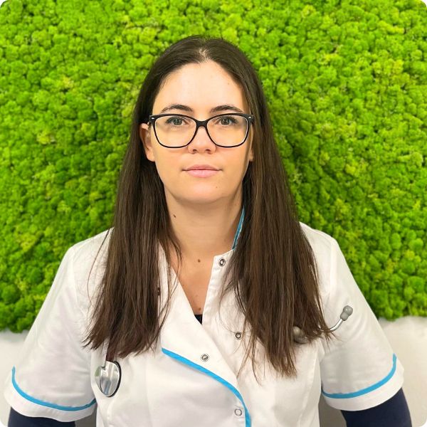 Dr. Alexandra Predescu
